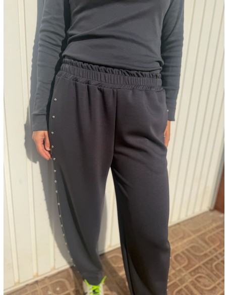 Pantalón Chándal Tachuelas Gris