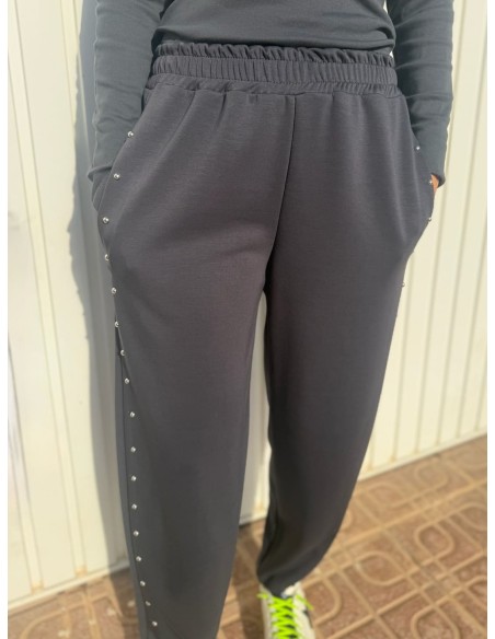 Pantalón Chándal Tachuelas Gris