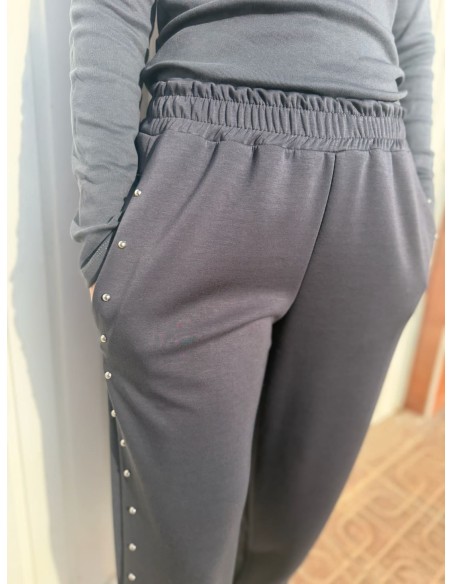 Pantalón Chándal Tachuelas Gris