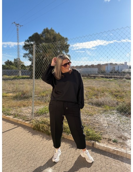 Conjunto Ladia Negro