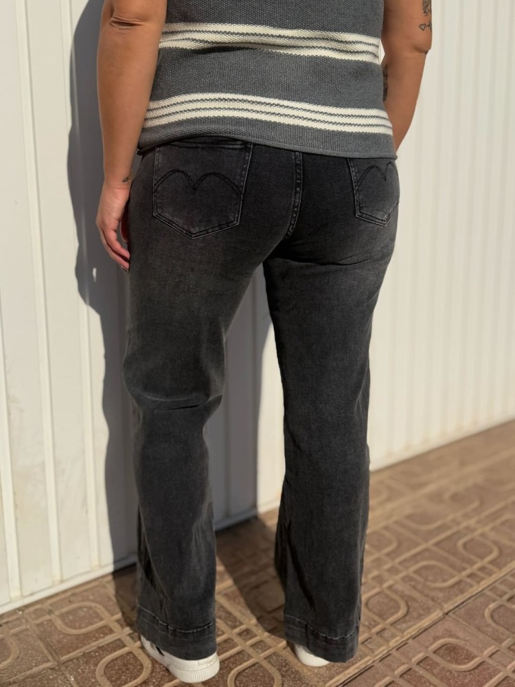 Pantalón Desgastado