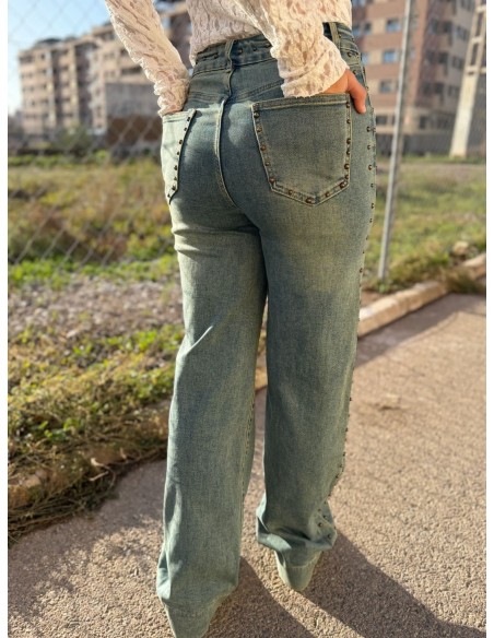 Pantalón Tachuelas Desgastado