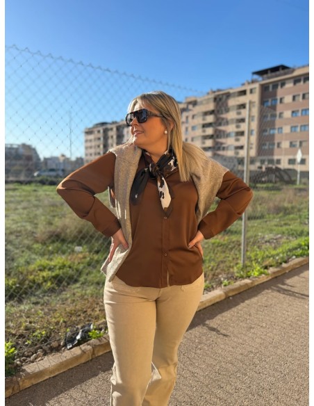 Pantalón Bolsillos Beige