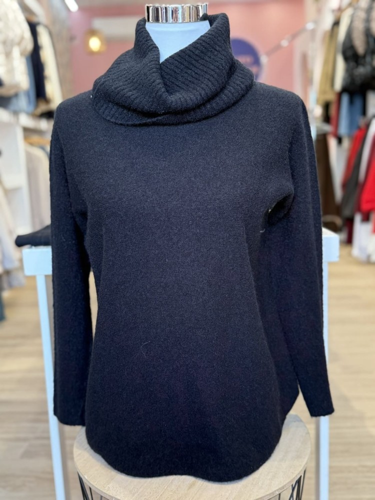 Jersey Cuello Negro
